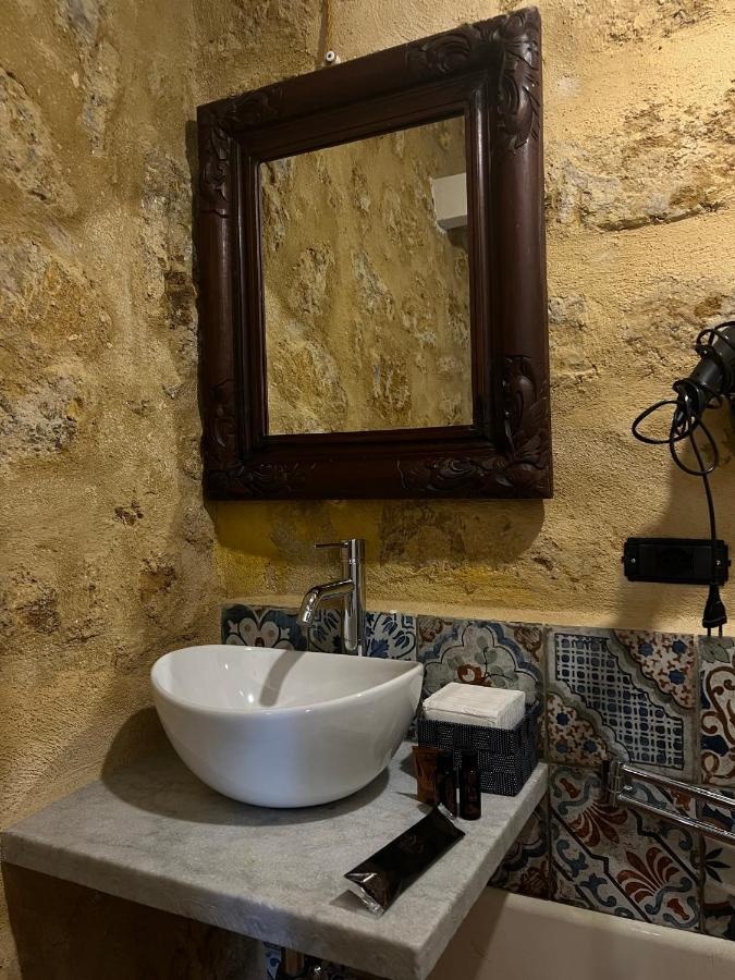 Hotel Experience Museum Agrigento Esterno foto